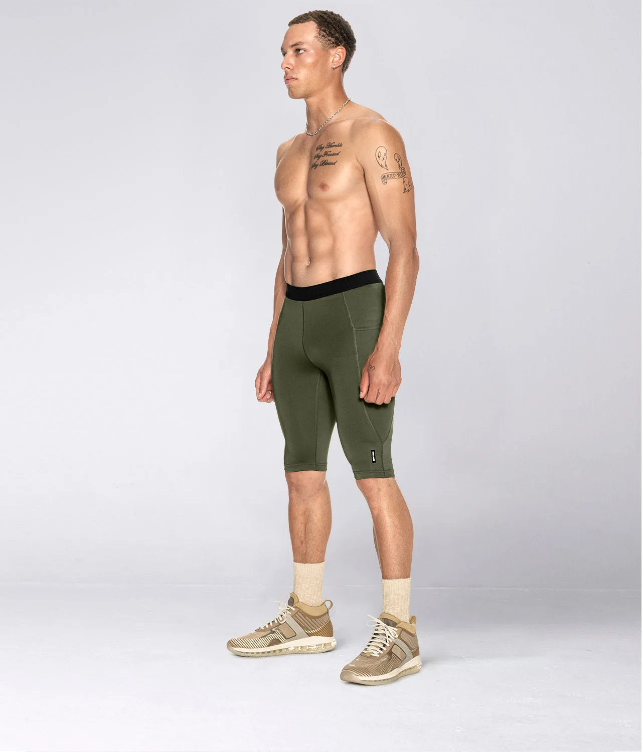 3900 . Compression Regular-Fit Pants - Military Green