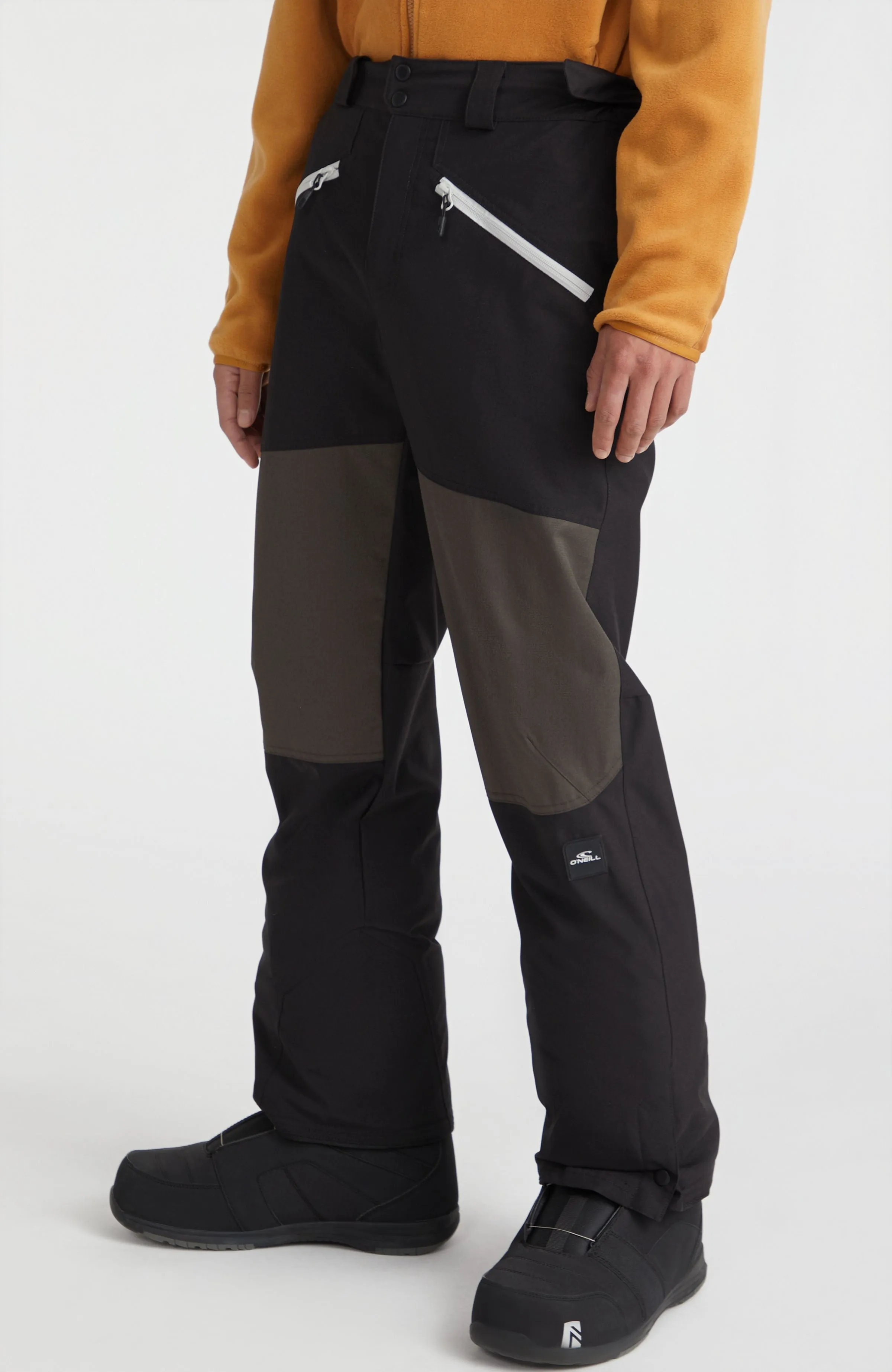 Jacksaw Snow Pants | Black Out Colour Block