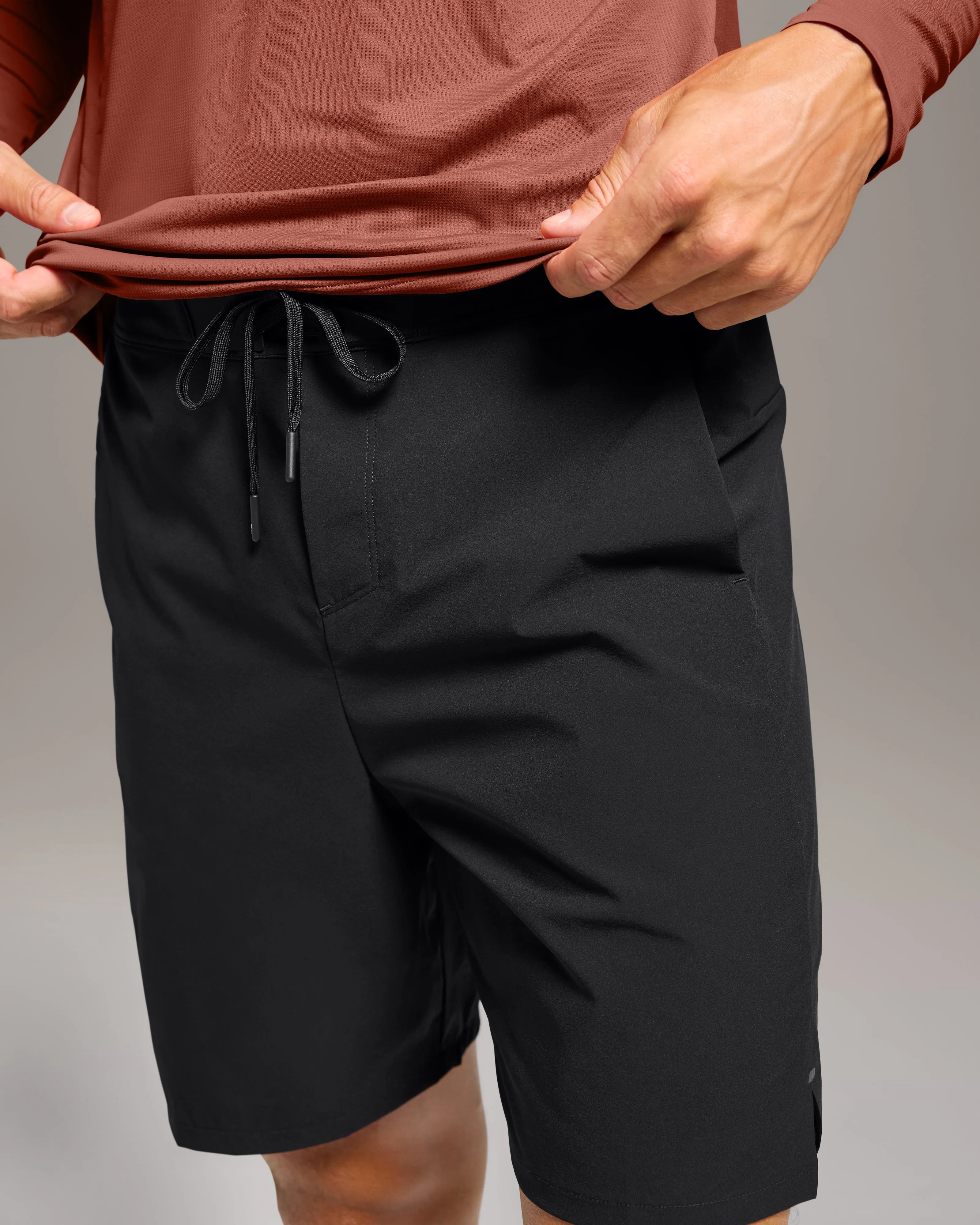 On Performance Hybrid Shorts (Men's)