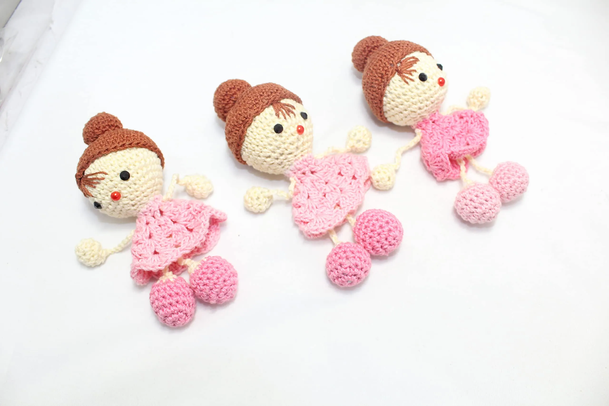 PH Artistic Handmade amigurumi Crochet Decorative Fridge Magnet Pink 3 Doll Toy for Gift Purpose