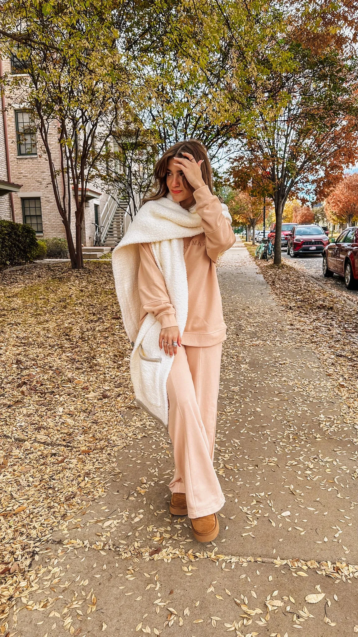 The Meridian Camellia Dusty Pink Southern Marsh Sweatpants